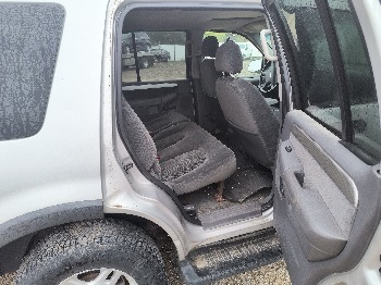 2003 ford explorer xlt-4.0l-4wd with 182785 miles for sale near elk-river, minnesota 106508_28_pass_rear_seat.jpg