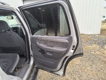 2003 ford explorer xlt-4.0l-4wd with 182785 miles for sale near elk-river, minnesota 106508_30_pass_rear_door_panel.jpg