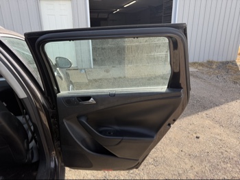 2008 volkswagen passat-wagon komfort with 170711 miles for sale near elk-river, minnesota 106509_30_pass_rear_door_panel.jpg