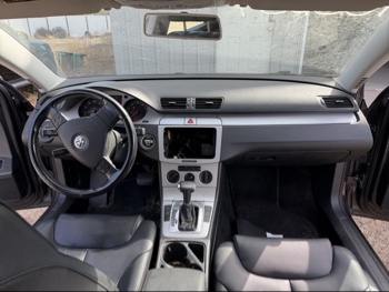 2008 volkswagen passat-wagon komfort with 170711 miles for sale near elk-river, minnesota 106509_34_whole_dash.jpg