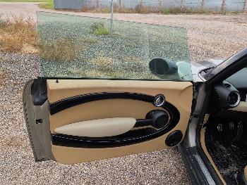 2008 mini cooper s with 99631 miles for sale near elk-river, minnesota 106512_23_driver_door_panel.jpg