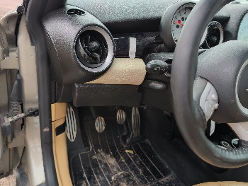 2008 mini cooper s with 99631 miles for sale near elk-river, minnesota 106512_37_left_of_steering_wheel.jpg