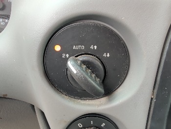 2006 chevrolet trailblazer ext-ls-4wd with 181247 miles for sale near elk-river, minnesota 106513_38_4x4_switch.jpg