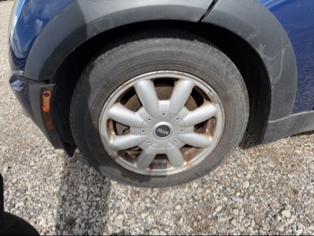 2004 mini cooper base with 208851 miles for sale near elk-river, minnesota 106514_12_drv_front_wheel.jpg
