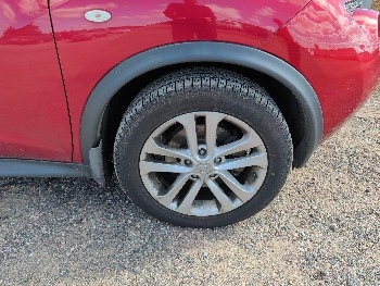 2011 nissan juke s-awd with 85117 miles for sale near elk-river, minnesota 106517_15_front_pass_wheel.jpg