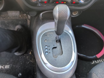 2011 nissan juke s-awd with 85117 miles for sale near elk-river, minnesota 106517_41_shifter.jpg