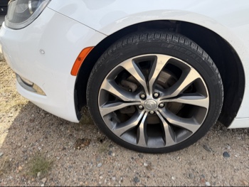 2015 chrysler 200 with 168904 miles for sale near elk-river, minnesota 106518_12_drv_front_wheel.jpg