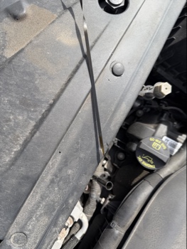 2015 chrysler 200 with 168904 miles for sale near elk-river, minnesota 106518_50_oil_dipstick.jpg