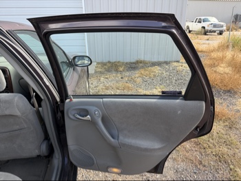2000 saturn ls ls2 with 158842 miles for sale near elk-river, minnesota 106526_30_pass_rear_door_panel.jpg