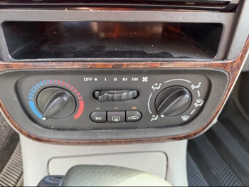 2000 saturn ls ls2 with 158842 miles for sale near elk-river, minnesota 106526_40_climate_control.jpg
