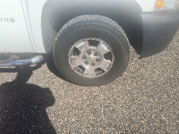 2011 chevrolet silverado-1500 work-truck-4wd with 252641 miles for sale near elk-river, minnesota 106527_15_front_pass_wheel.jpg