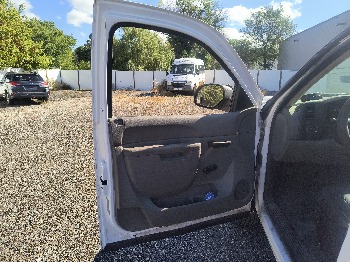 2011 chevrolet silverado-1500 work-truck-4wd with 252641 miles for sale near elk-river, minnesota 106527_23_driver_door_panel.jpg