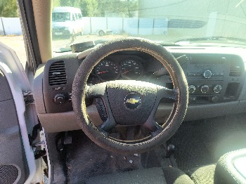 2011 chevrolet silverado-1500 work-truck-4wd with 252641 miles for sale near elk-river, minnesota 106527_33_dash_from_driver.jpg