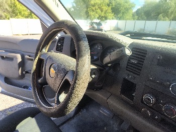 2011 chevrolet silverado-1500 work-truck-4wd with 252641 miles for sale near elk-river, minnesota 106527_36_steering_wheel.jpg