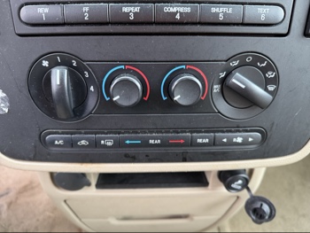 2004 ford freestar lx-sport with 163395 miles for sale near elk-river, minnesota 106532_40_climate_control.jpg