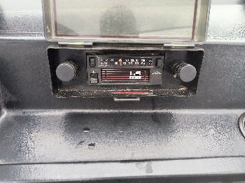 1987 bayliner capri for sale near elk-river, minnesota 106534_39_radio_closeup.jpg
