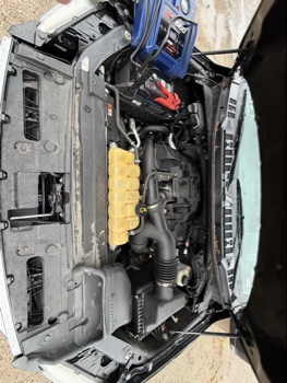 2015 ford f-150 lariat-supercab-8-ft.-4wd with 194548 miles for sale near elk-river, minnesota 106536_49_engine_bay.jpg