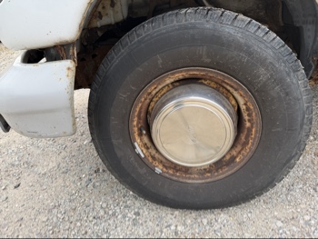 1999 ford econoline e350-super-duty with 203236 miles for sale near elk-river, minnesota 106537_12_drv_front_wheel.jpg