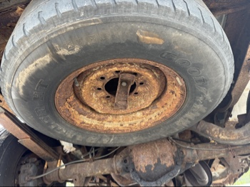 1999 ford econoline e350-super-duty with 203236 miles for sale near elk-river, minnesota 106537_27_spare_tire.jpg
