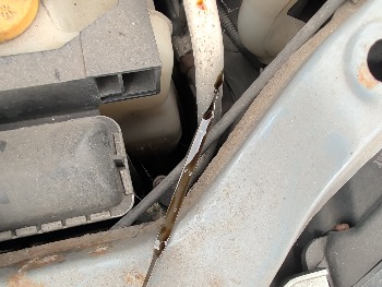 2006 subaru impreza-wagon wrx with 122069 miles for sale near elk-river, minnesota 106538_50_oil_dipstick.jpg