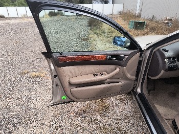 2000 audi a6 2.8-quattro with 67669 miles for sale near elk-river, minnesota 106541_23_driver_door_panel.jpg