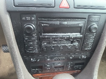 2000 audi a6 2.8-quattro with 67669 miles for sale near elk-river, minnesota 106541_39_radio_closeup.jpg