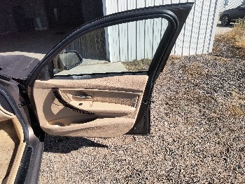 2013 bmw 3-series 328i-xdrive-sedan with 309815 miles for sale near elk-river, minnesota 106543_32_passenger_door_panel.jpg