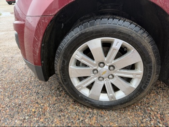 2010 chevrolet equinox lt1-fwd with 253822 miles for sale near elk-river, minnesota 106544_12_drv_front_wheel.jpg