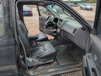 2001 nissan xterra xe-4wd with 205423 miles for sale near elk-river, minnesota 106546_31_passenger_seat.jpg
