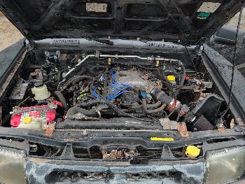 2001 nissan xterra xe-4wd with 205423 miles for sale near elk-river, minnesota 106546_49_engine_bay.jpg