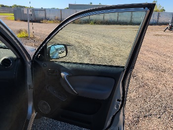 2005 toyota rav4 2wd with 173910 miles for sale near elk-river, minnesota 106547_32_passenger_door_panel.jpg