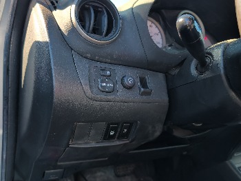 2005 toyota rav4 2wd with 173910 miles for sale near elk-river, minnesota 106547_37_left_of_steering_wheel.jpg