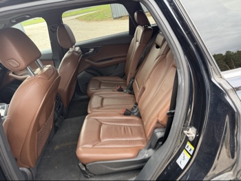 2017 audi q7 3.0-premium-plus-quattro with 111119 miles for sale near elk-river, minnesota 106548_24_drv_rear_seat.jpg