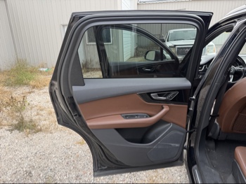 2017 audi q7 3.0-premium-plus-quattro with 111119 miles for sale near elk-river, minnesota 106548_25_drv_rear_door_panel.jpg