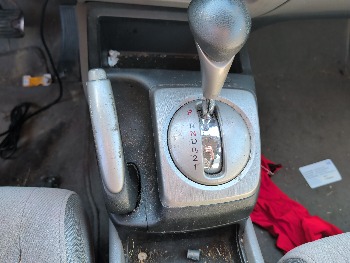 2006 honda civic ex-sedan-at with 168786 miles for sale near elk-river, minnesota 106550_41_shifter.jpg