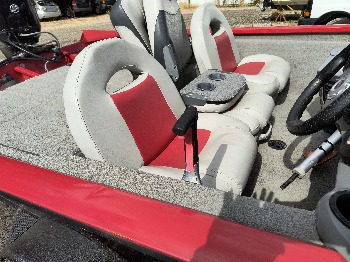 2011 bass-tracker 175txw for sale near elk-river, minnesota 106551_22_driver_seat.jpg