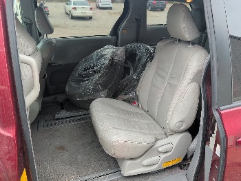 2011 toyota sienna limited-7-pass-v6 with 217246 miles for sale near elk-river, minnesota 106553_24_drv_rear_seat.jpg