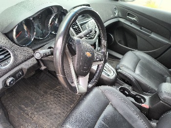 2011 chevrolet cruze ltz with 157761 miles for sale near elk-river, minnesota 106554_37_left_of_steering_wheel.jpg