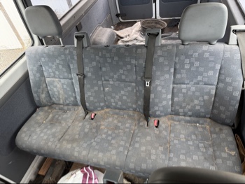 2006 dodge sprinter-wagon 2500-high-ceiling-140-in.-wb for sale near elk-river, minnesota 106555_24_drv_rear_seat.jpg