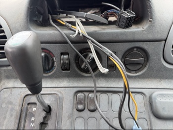 2006 dodge sprinter-wagon 2500-high-ceiling-140-in.-wb for sale near elk-river, minnesota 106555_40_climate_control.jpg