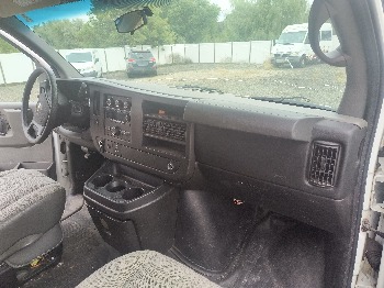 2014 chevrolet express 2500-cargo with 199160 miles for sale near elk-river, minnesota 106556_34_whole_dash.jpg