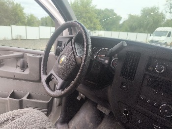 2014 chevrolet express 2500-cargo with 199160 miles for sale near elk-river, minnesota 106556_36_steering_wheel.jpg