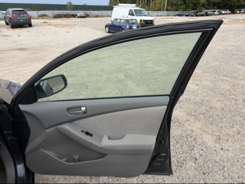 2010 nissan altima 2.5-s with 231356 miles for sale near elk-river, minnesota 106560_32_passenger_door_panel.jpg