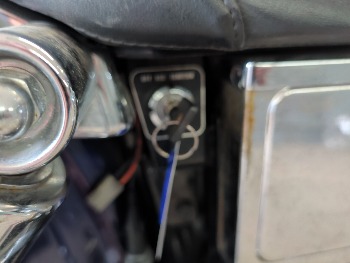 2000 harley-davidson fxds - with 32149 miles for sale near elk-river, minnesota 106561_51_keys.jpg