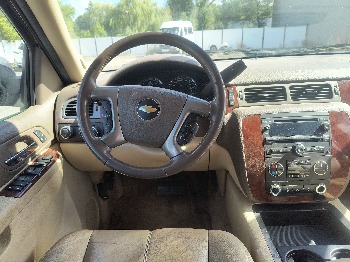 2013 chevrolet suburban ltz-1500-4wd with 215158 miles for sale near elk-river, minnesota 106563_33_dash_from_driver.jpg
