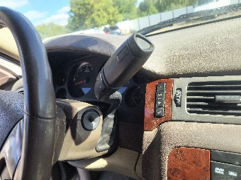 2013 chevrolet suburban ltz-1500-4wd with 215158 miles for sale near elk-river, minnesota 106563_41_shifter.jpg
