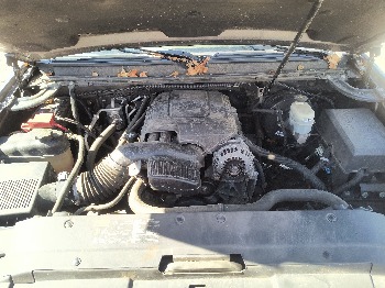 2013 chevrolet suburban ltz-1500-4wd with 215158 miles for sale near elk-river, minnesota 106563_49_engine_bay.jpg