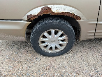 2003 chrysler town-and-country with 184015 miles for sale near elk-river, minnesota 106565_14_rear_pass_wheel.jpg