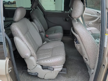 2003 chrysler town-and-country with 184015 miles for sale near elk-river, minnesota 106565_28_pass_rear_seat.jpg