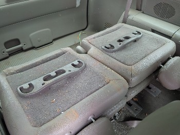 2003 chrysler town-and-country with 184015 miles for sale near elk-river, minnesota 106565_29_third_row_seat.jpg
